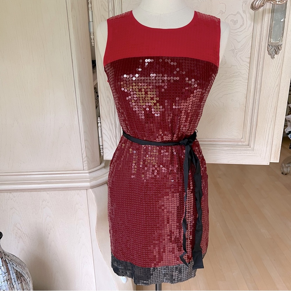 NWT $345 DKNY Sleeveless Red Lacquer Color Block Stretch Sequin Sheath Dress - Picture 8 of 16